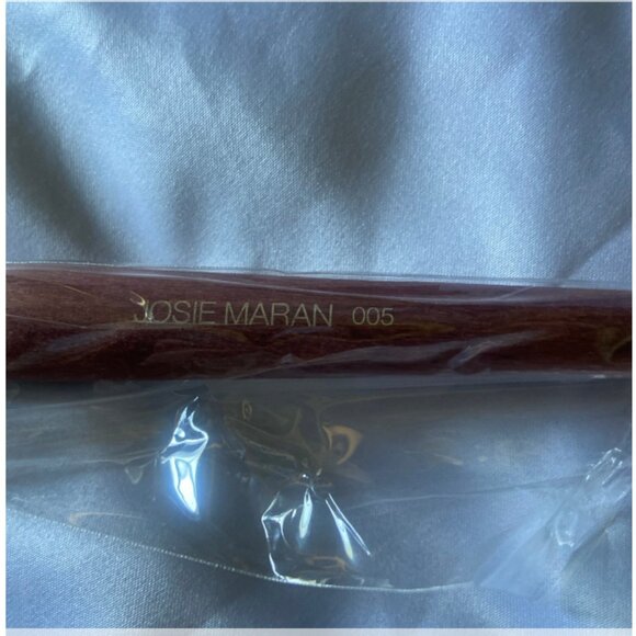 Josie Maran Vibrancy Foundation Brush‎ 005 New - Picture 3 of 3